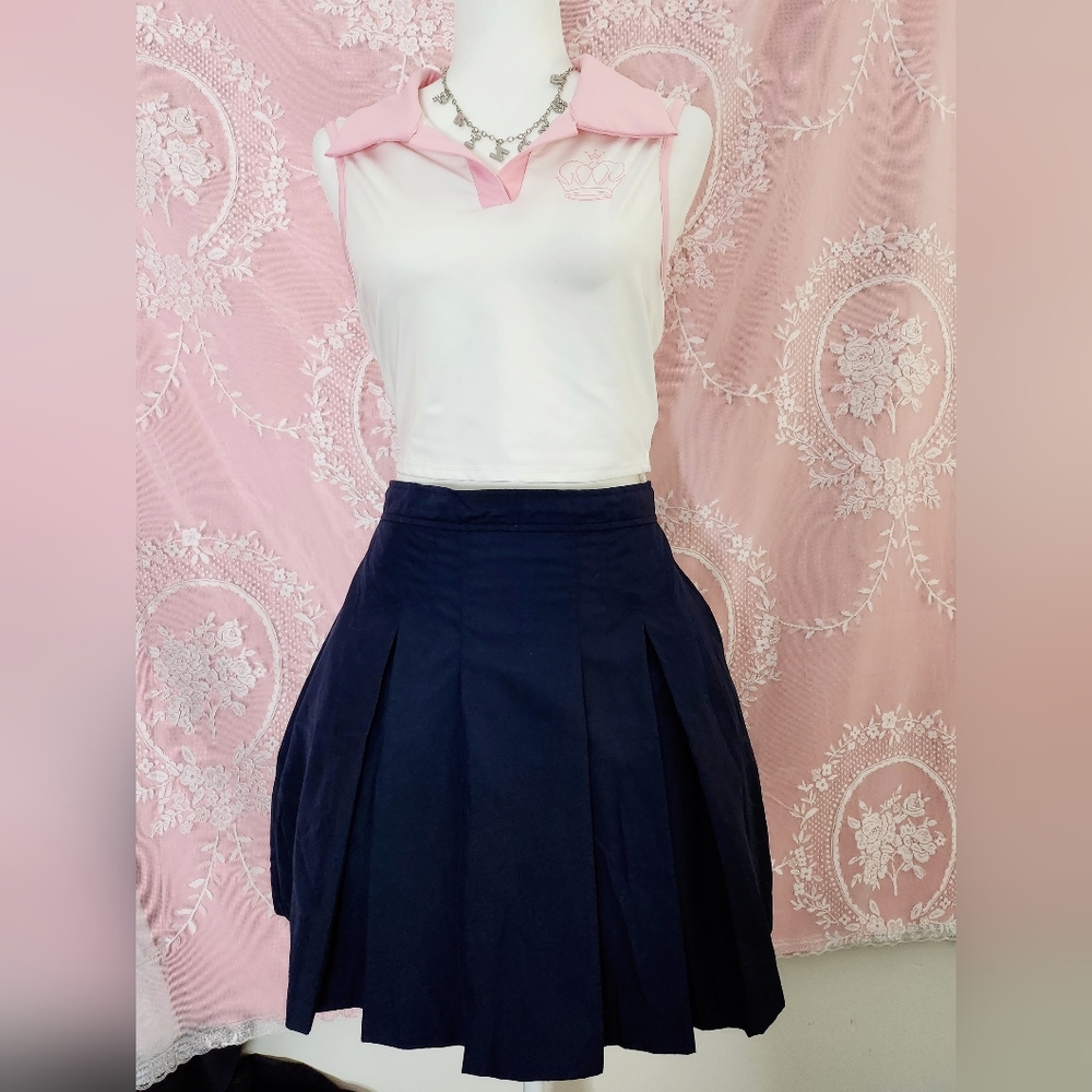 Navy blue Wilson pleated tennis skirt size 16